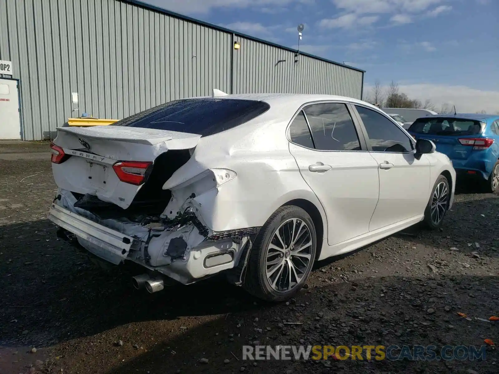 4 Photograph of a damaged car 4T1B11HK9KU222867 TOYOTA CAMRY 2019