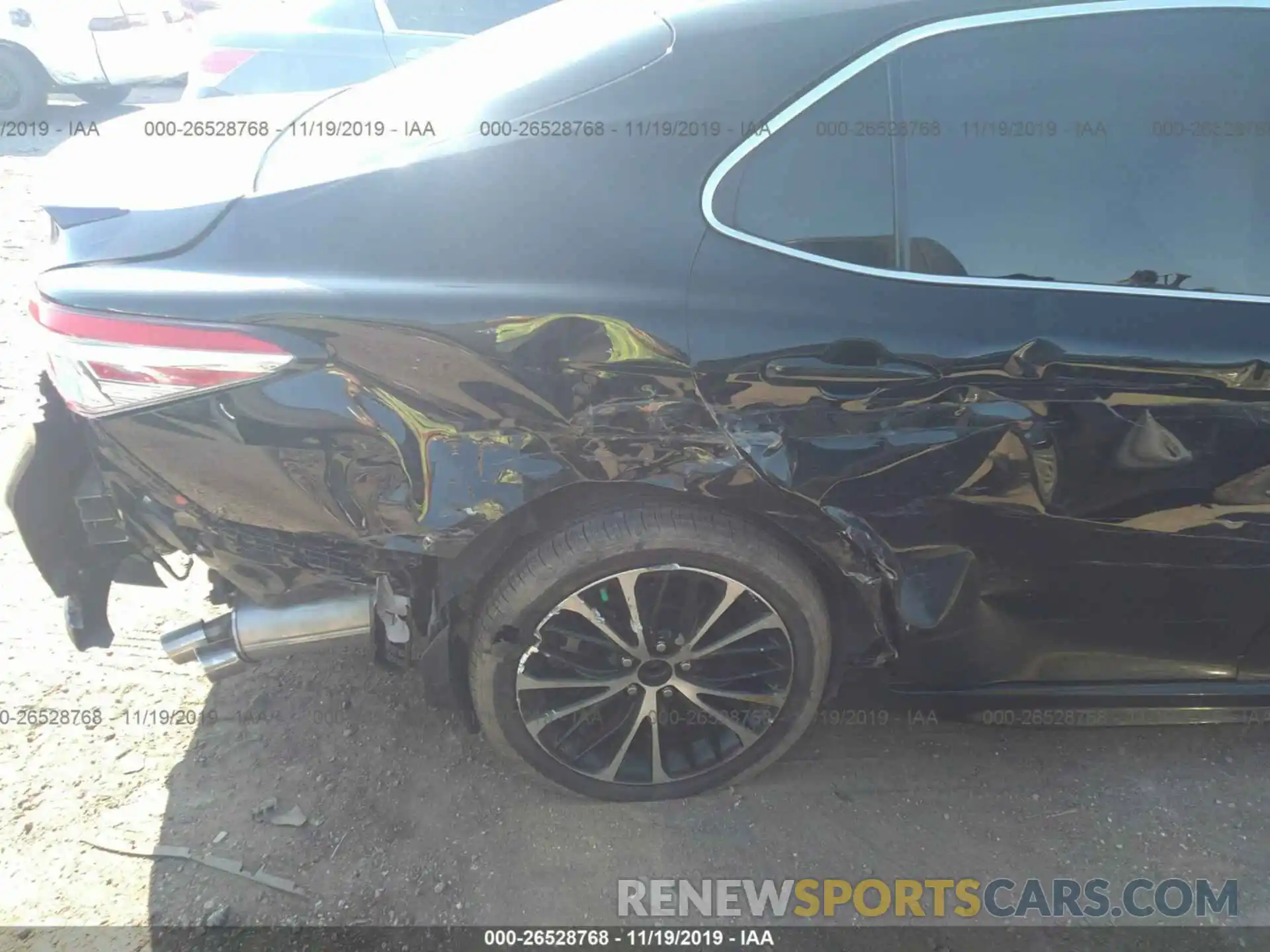 6 Photograph of a damaged car 4T1B11HK9KU223260 TOYOTA CAMRY 2019