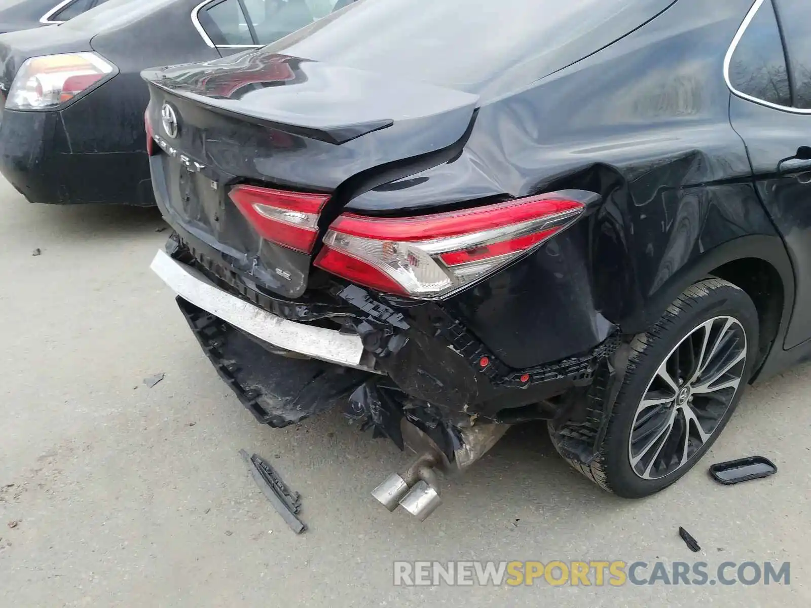 9 Photograph of a damaged car 4T1B11HK9KU223274 TOYOTA CAMRY 2019