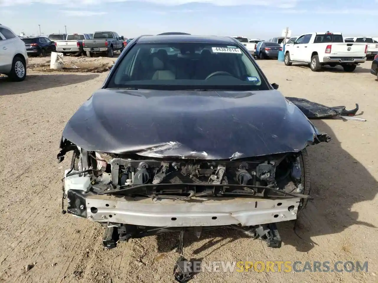 5 Photograph of a damaged car 4T1B11HK9KU225218 TOYOTA CAMRY 2019