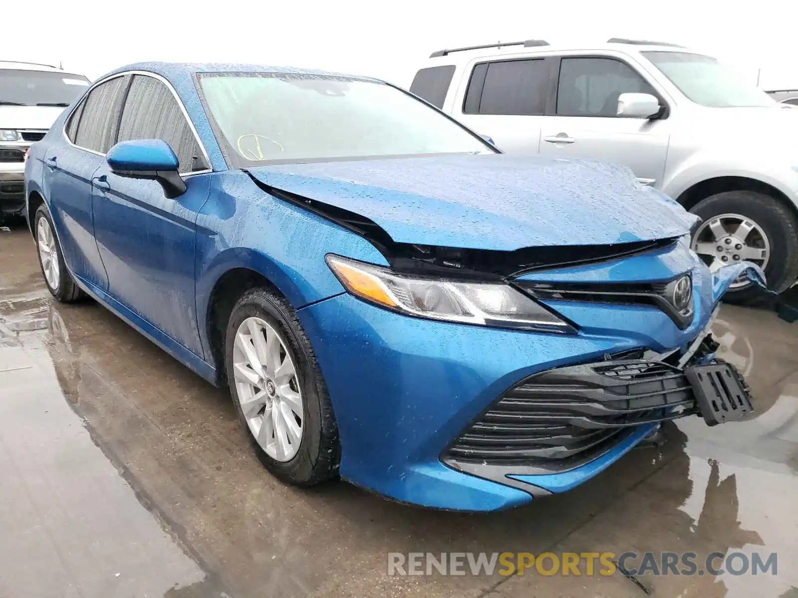 1 Photograph of a damaged car 4T1B11HK9KU225252 TOYOTA CAMRY 2019