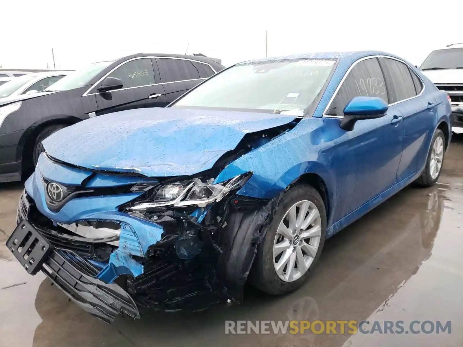 2 Фотография поврежденного автомобиля 4T1B11HK9KU225252 TOYOTA CAMRY 2019