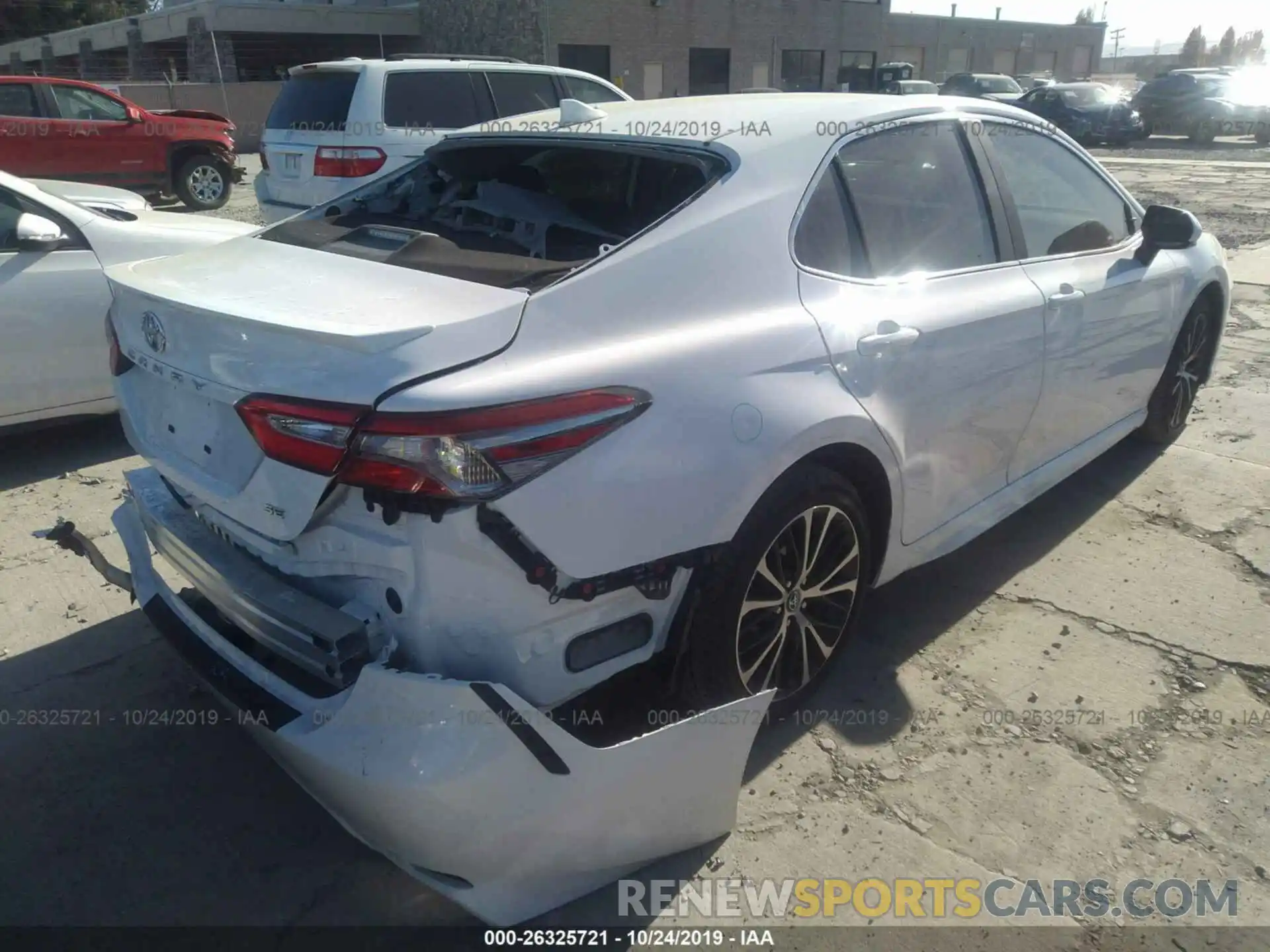 4 Фотография поврежденного автомобиля 4T1B11HK9KU227518 TOYOTA CAMRY 2019