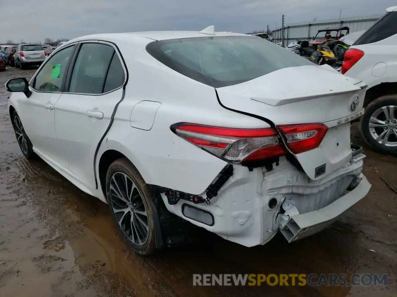 3 Photograph of a damaged car 4T1B11HK9KU227776 TOYOTA CAMRY 2019