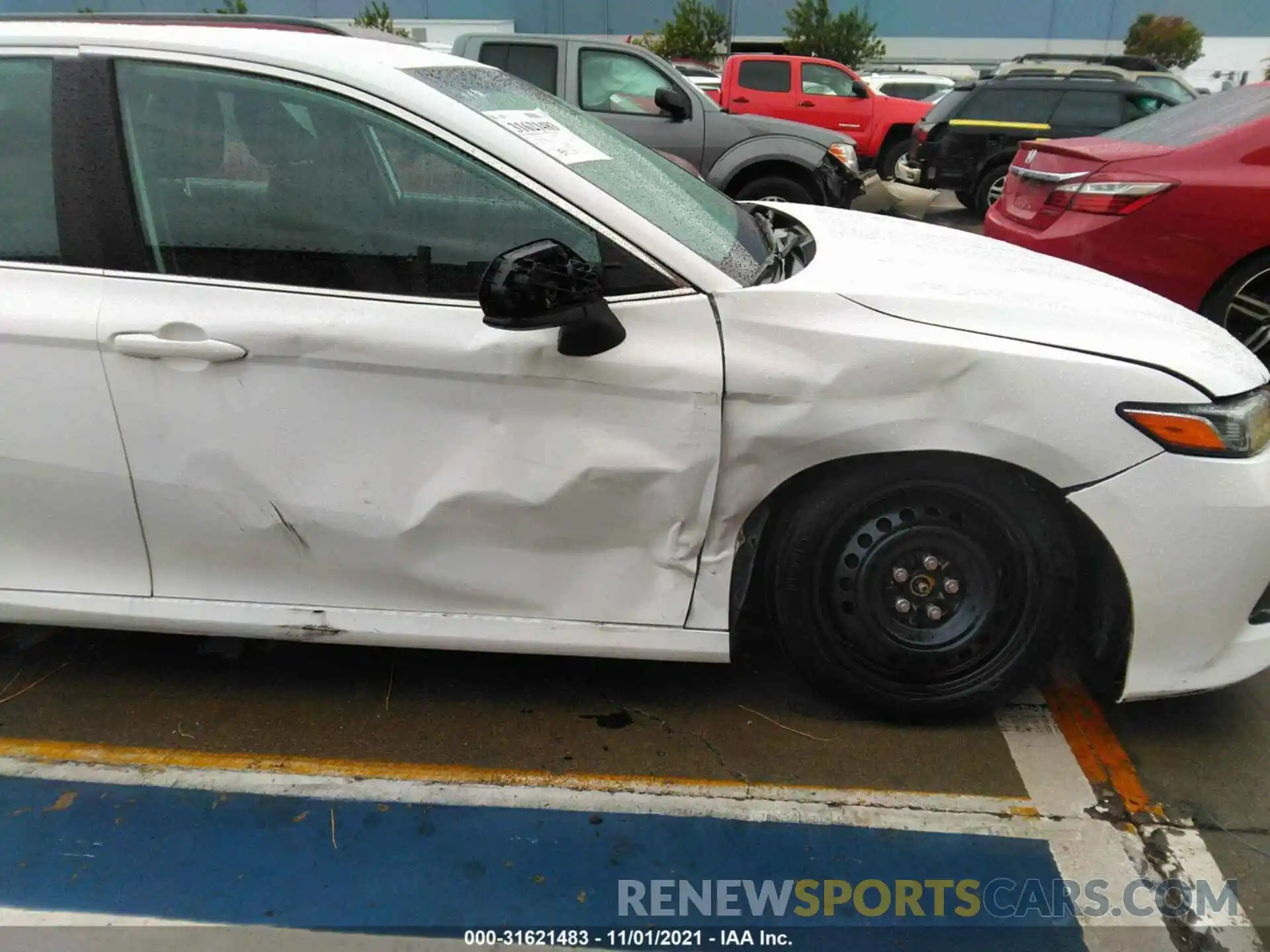 6 Photograph of a damaged car 4T1B11HK9KU228166 TOYOTA CAMRY 2019