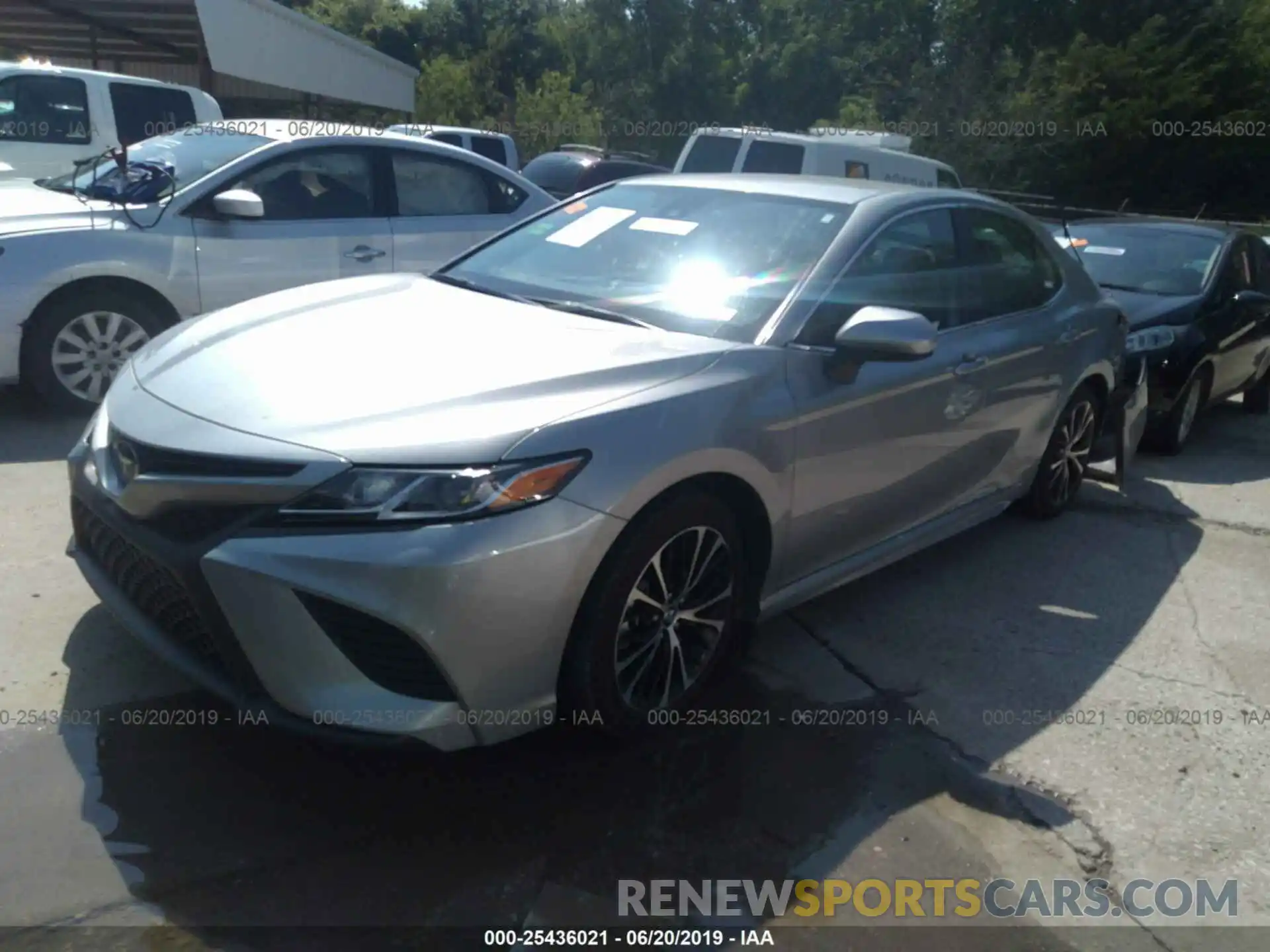 2 Photograph of a damaged car 4T1B11HK9KU228829 TOYOTA CAMRY 2019