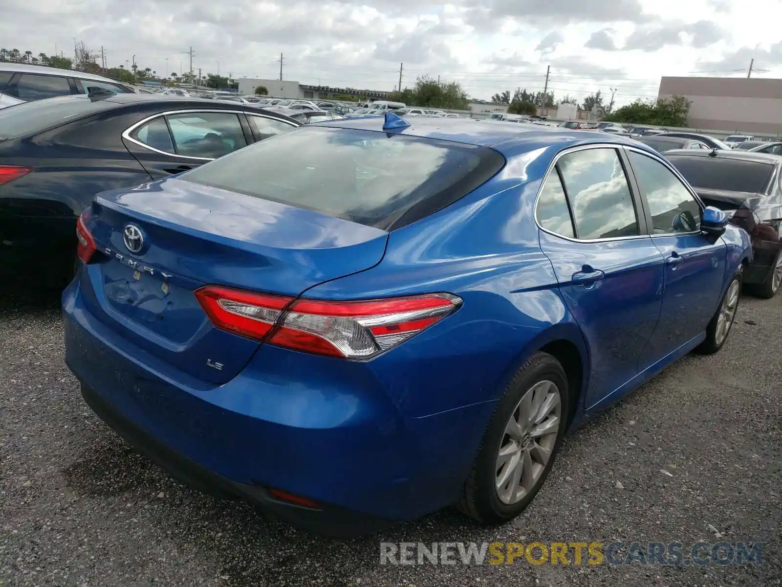 4 Photograph of a damaged car 4T1B11HK9KU229771 TOYOTA CAMRY 2019