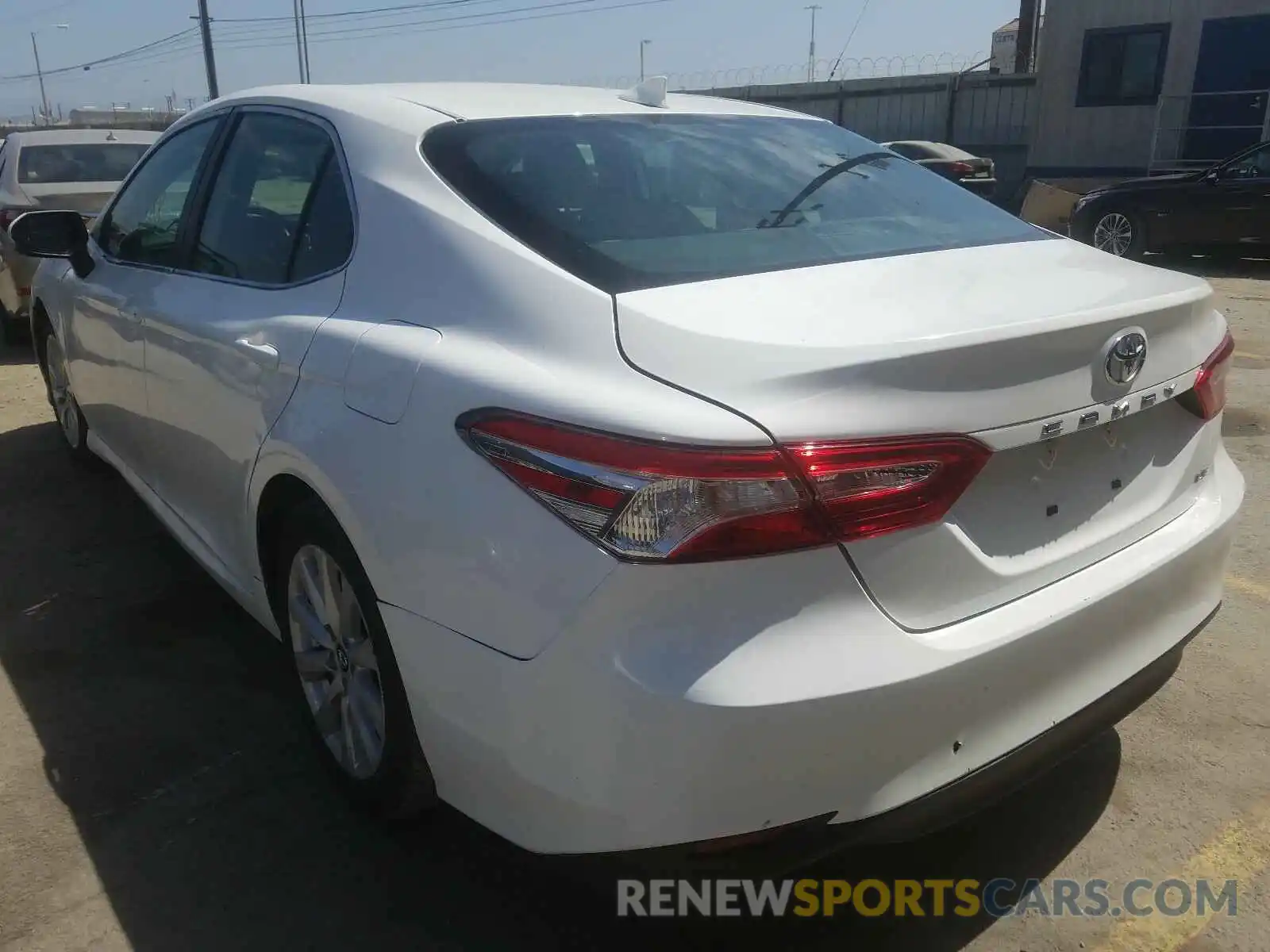 3 Photograph of a damaged car 4T1B11HK9KU229950 TOYOTA CAMRY 2019