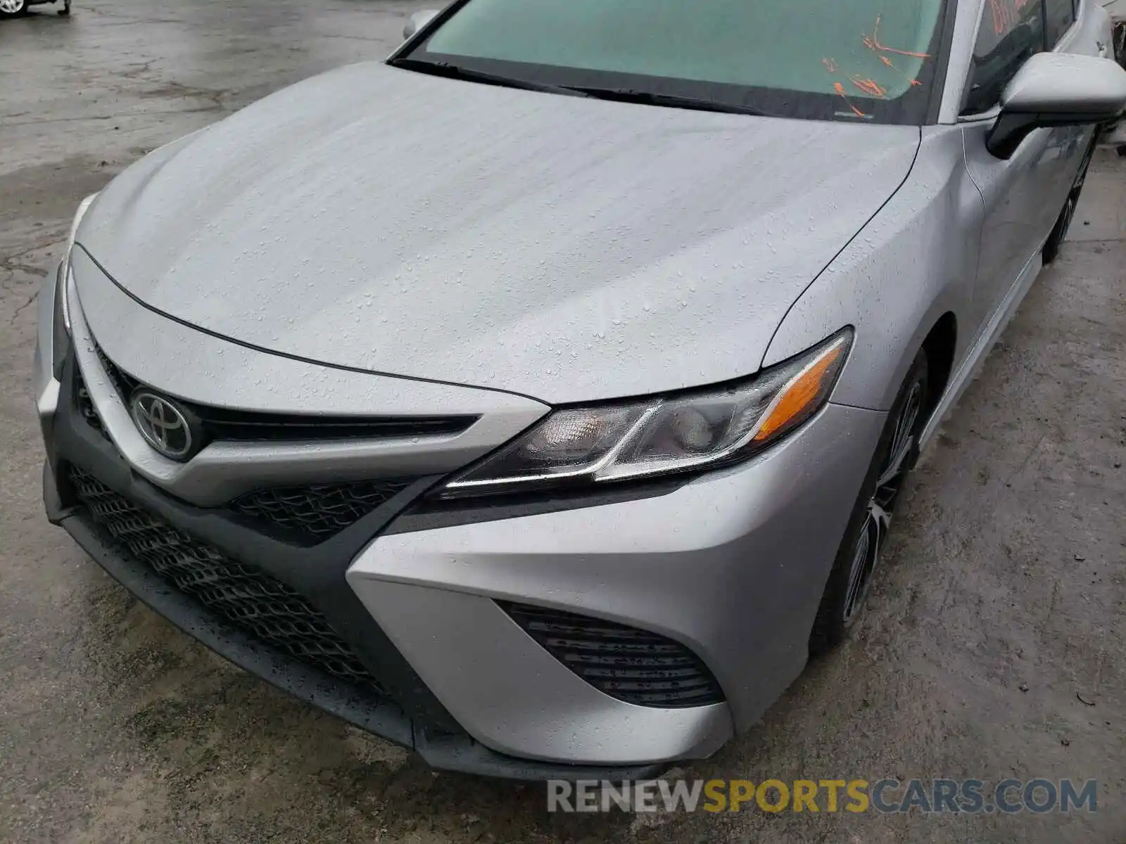 9 Photograph of a damaged car 4T1B11HK9KU230483 TOYOTA CAMRY 2019