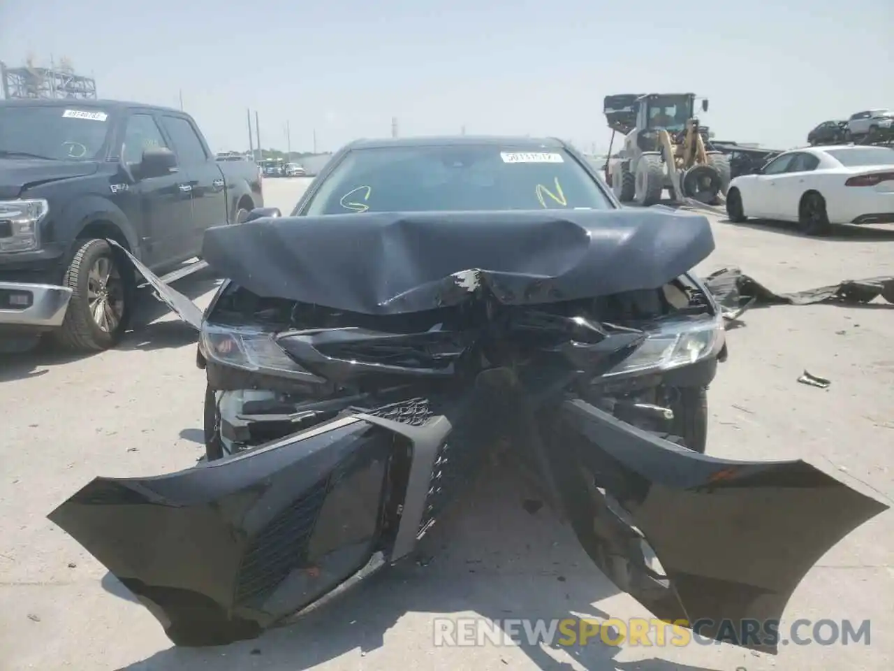 9 Photograph of a damaged car 4T1B11HK9KU230676 TOYOTA CAMRY 2019