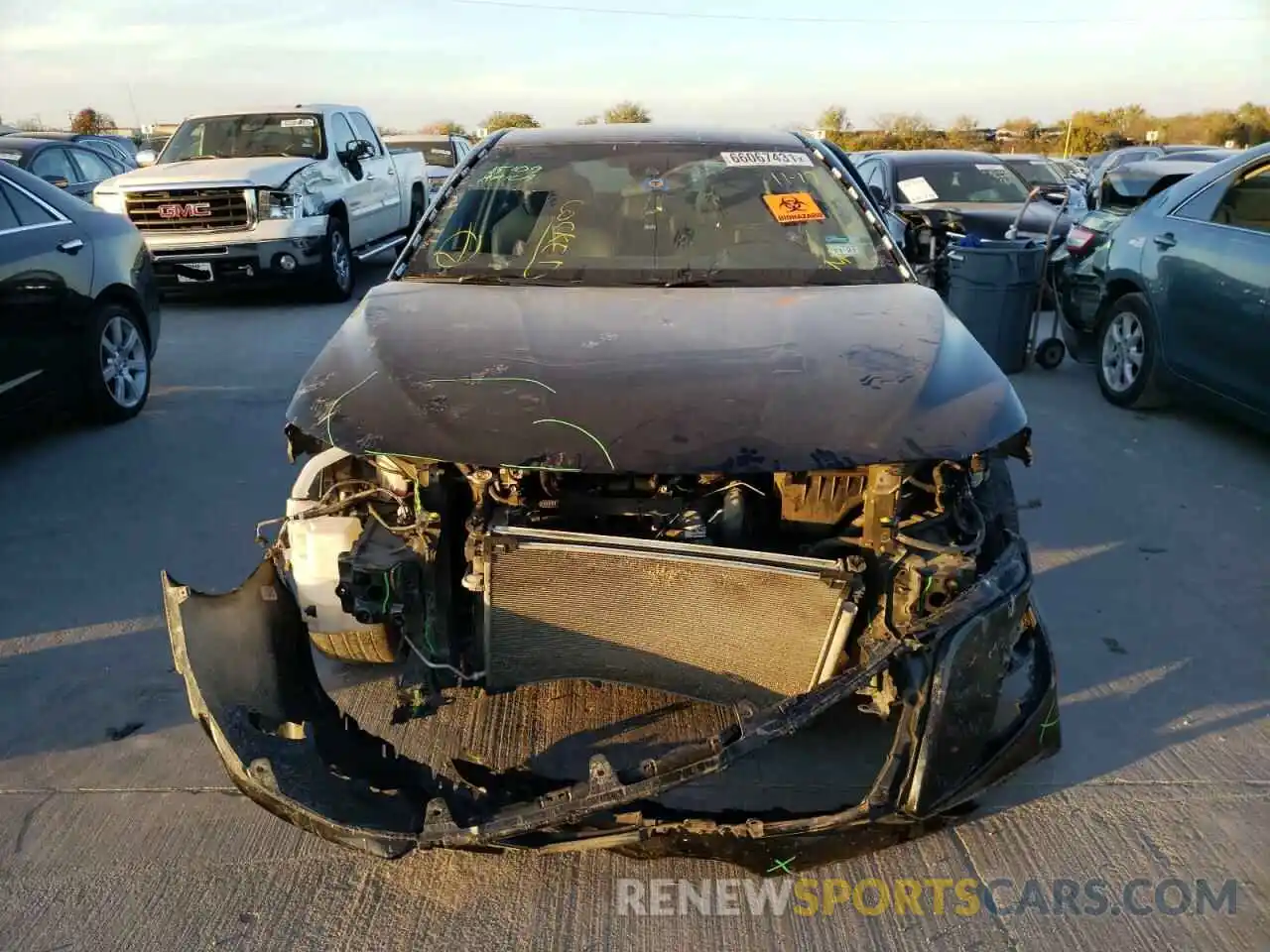 9 Photograph of a damaged car 4T1B11HK9KU231133 TOYOTA CAMRY 2019