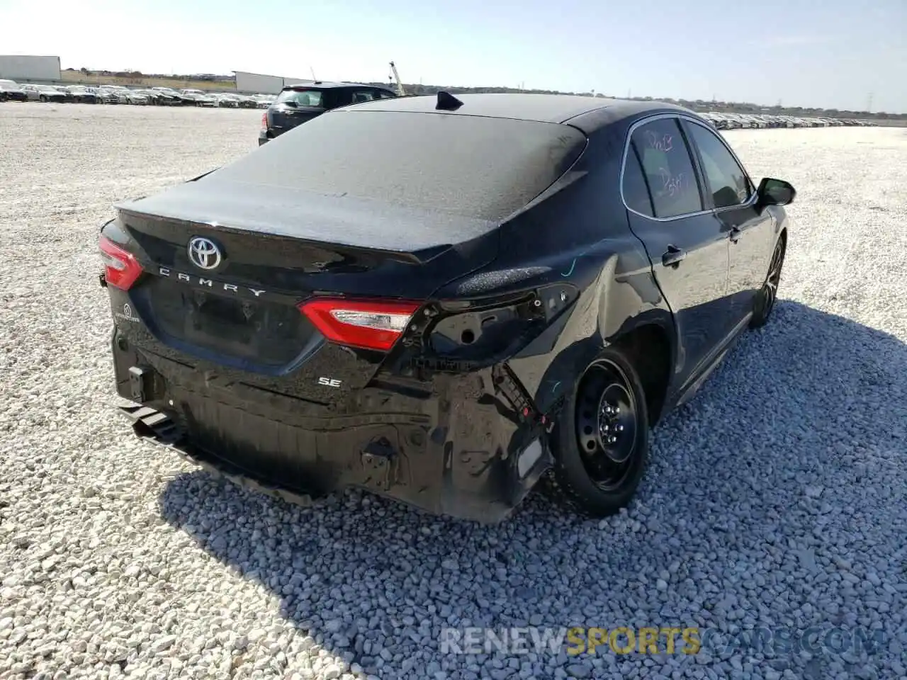 4 Photograph of a damaged car 4T1B11HK9KU232055 TOYOTA CAMRY 2019