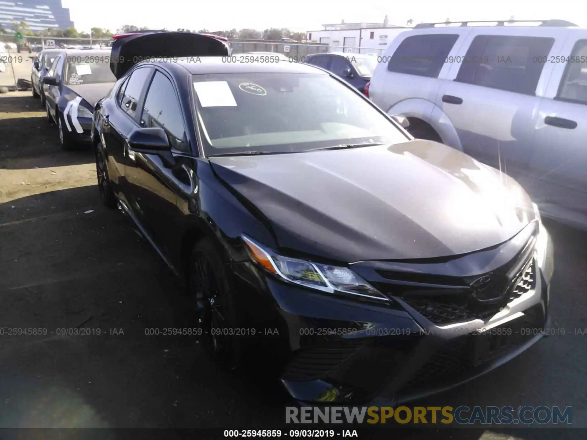 1 Photograph of a damaged car 4T1B11HK9KU232511 TOYOTA CAMRY 2019