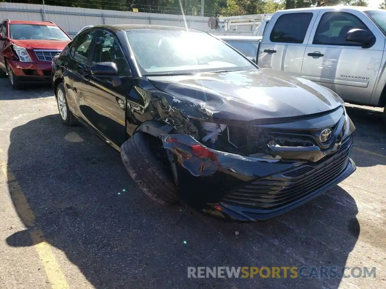 1 Photograph of a damaged car 4T1B11HK9KU232587 TOYOTA CAMRY 2019