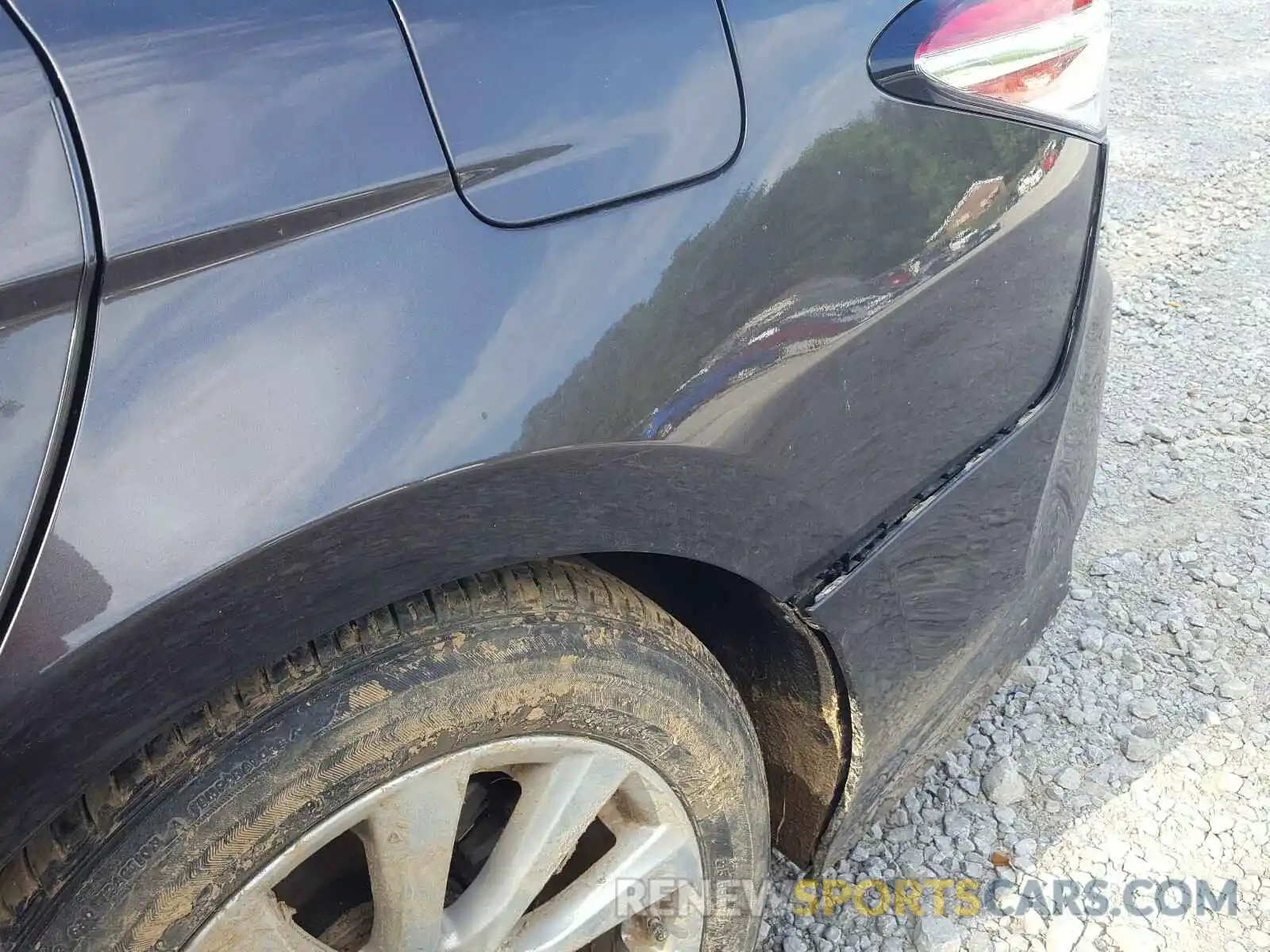 9 Photograph of a damaged car 4T1B11HK9KU232590 TOYOTA CAMRY 2019