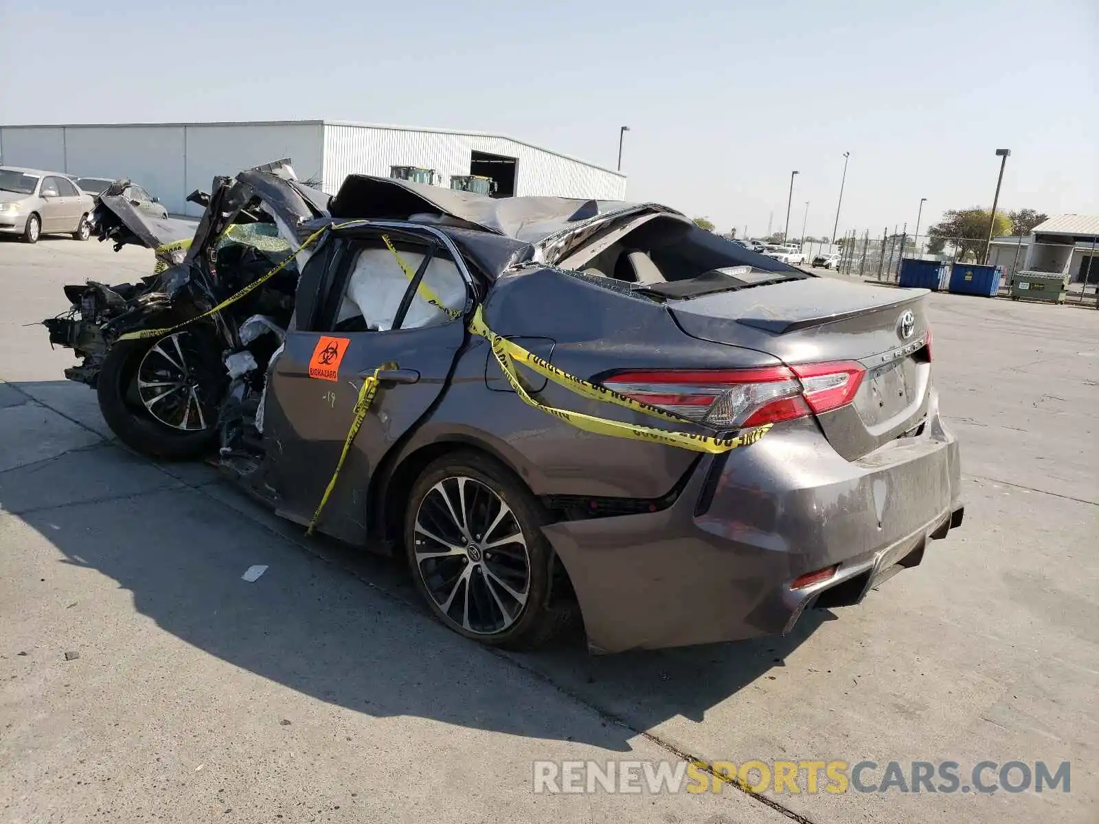 3 Photograph of a damaged car 4T1B11HK9KU235411 TOYOTA CAMRY 2019