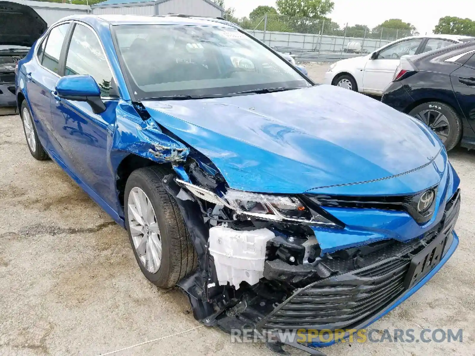 1 Photograph of a damaged car 4T1B11HK9KU235814 TOYOTA CAMRY 2019