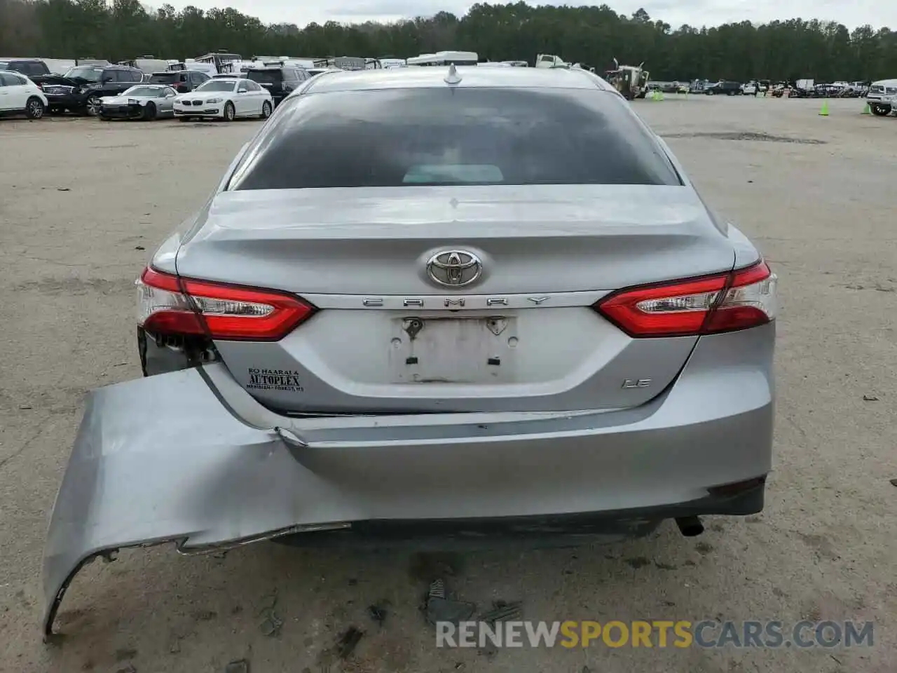 6 Photograph of a damaged car 4T1B11HK9KU237210 TOYOTA CAMRY 2019