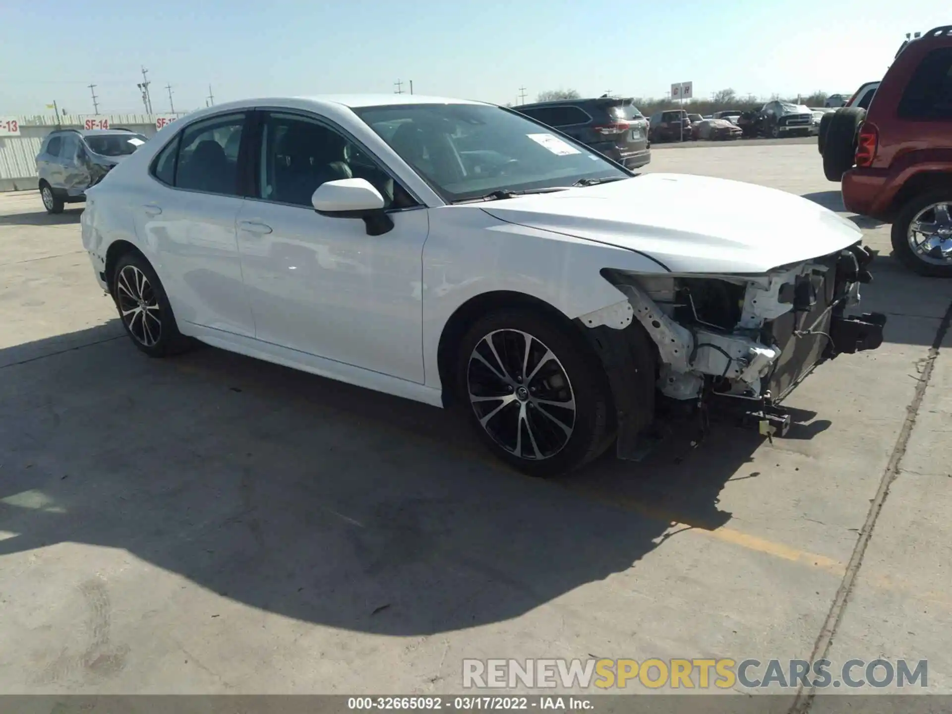 1 Photograph of a damaged car 4T1B11HK9KU237790 TOYOTA CAMRY 2019