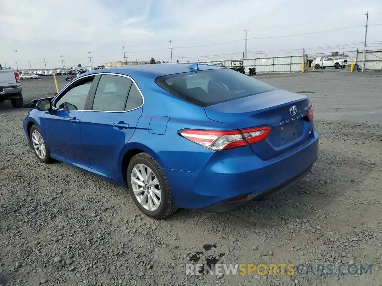 3 Фотография поврежденного автомобиля 4T1B11HK9KU238048 TOYOTA CAMRY 2019