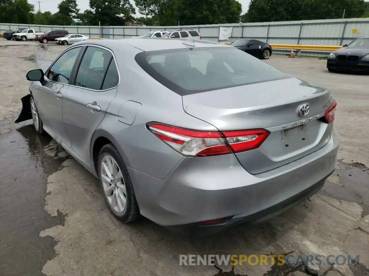 3 Photograph of a damaged car 4T1B11HK9KU240088 TOYOTA CAMRY 2019