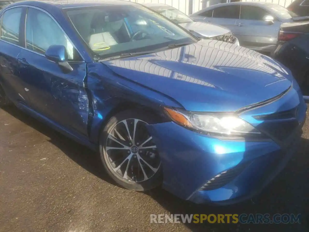 9 Photograph of a damaged car 4T1B11HK9KU240950 TOYOTA CAMRY 2019