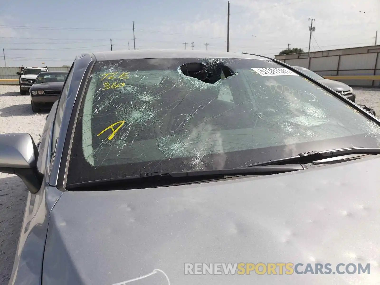 9 Photograph of a damaged car 4T1B11HK9KU241208 TOYOTA CAMRY 2019