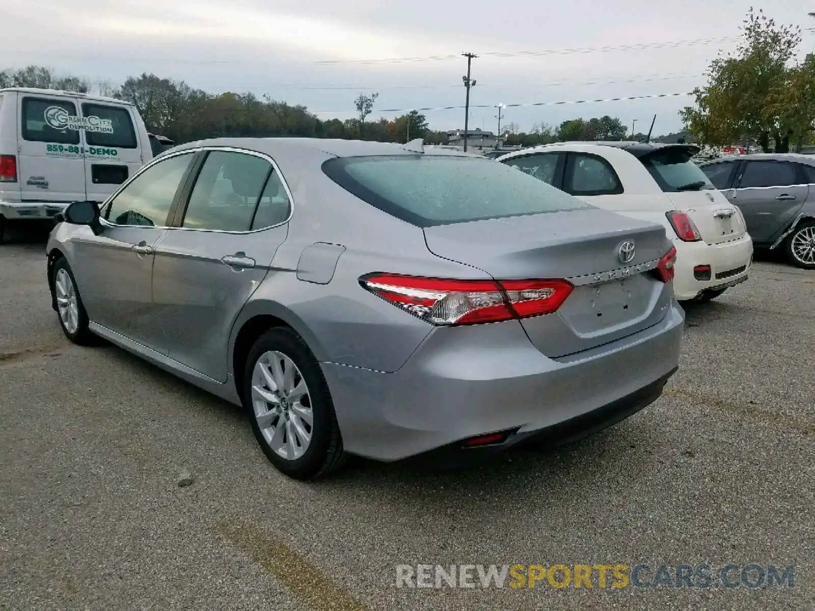 3 Photograph of a damaged car 4T1B11HK9KU242472 TOYOTA CAMRY 2019