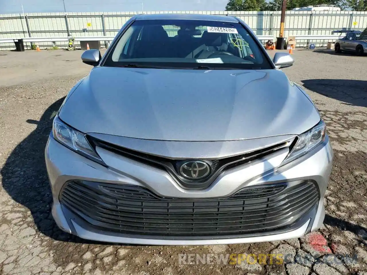 9 Photograph of a damaged car 4T1B11HK9KU243864 TOYOTA CAMRY 2019