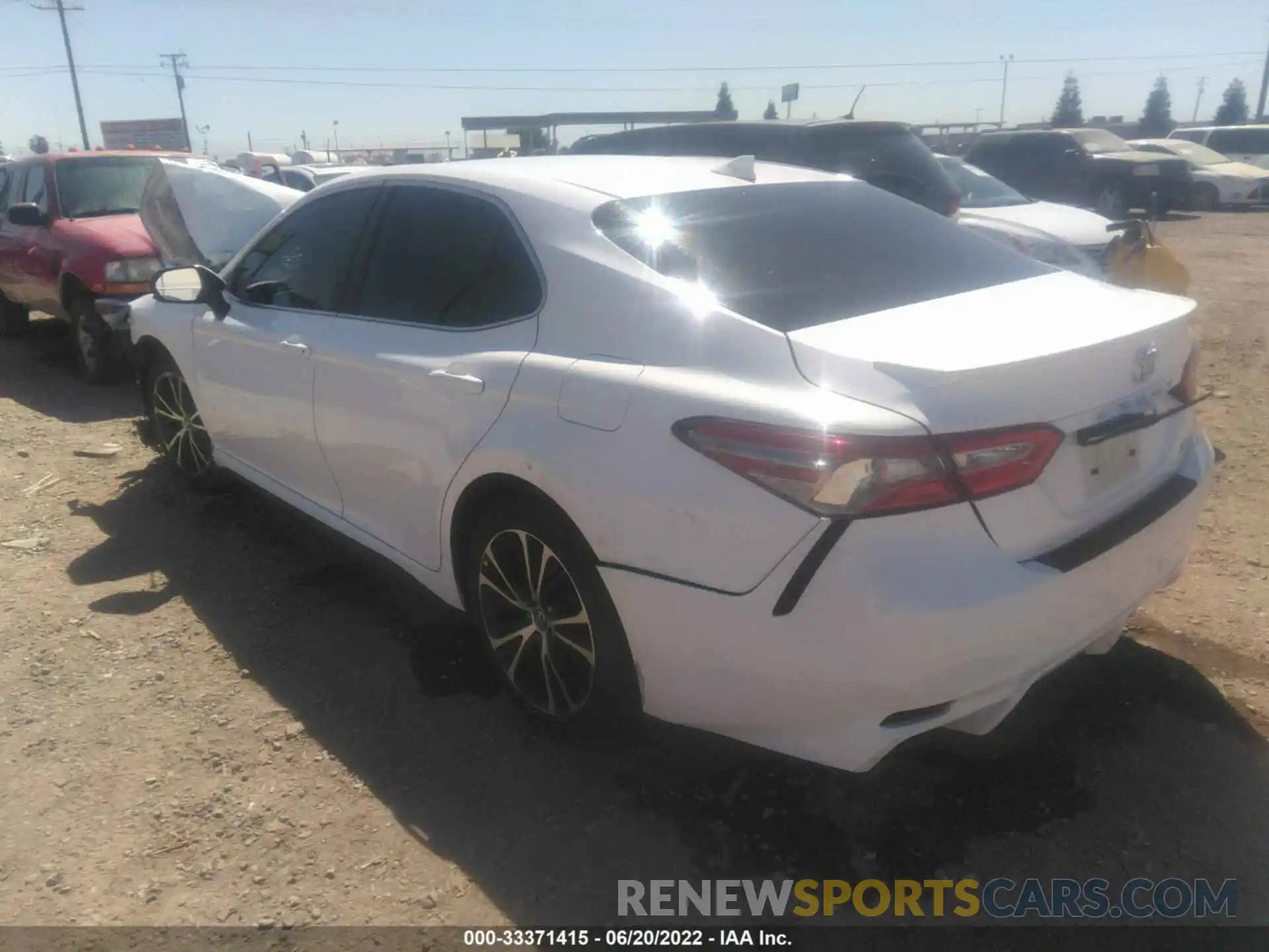 3 Photograph of a damaged car 4T1B11HK9KU244111 TOYOTA CAMRY 2019