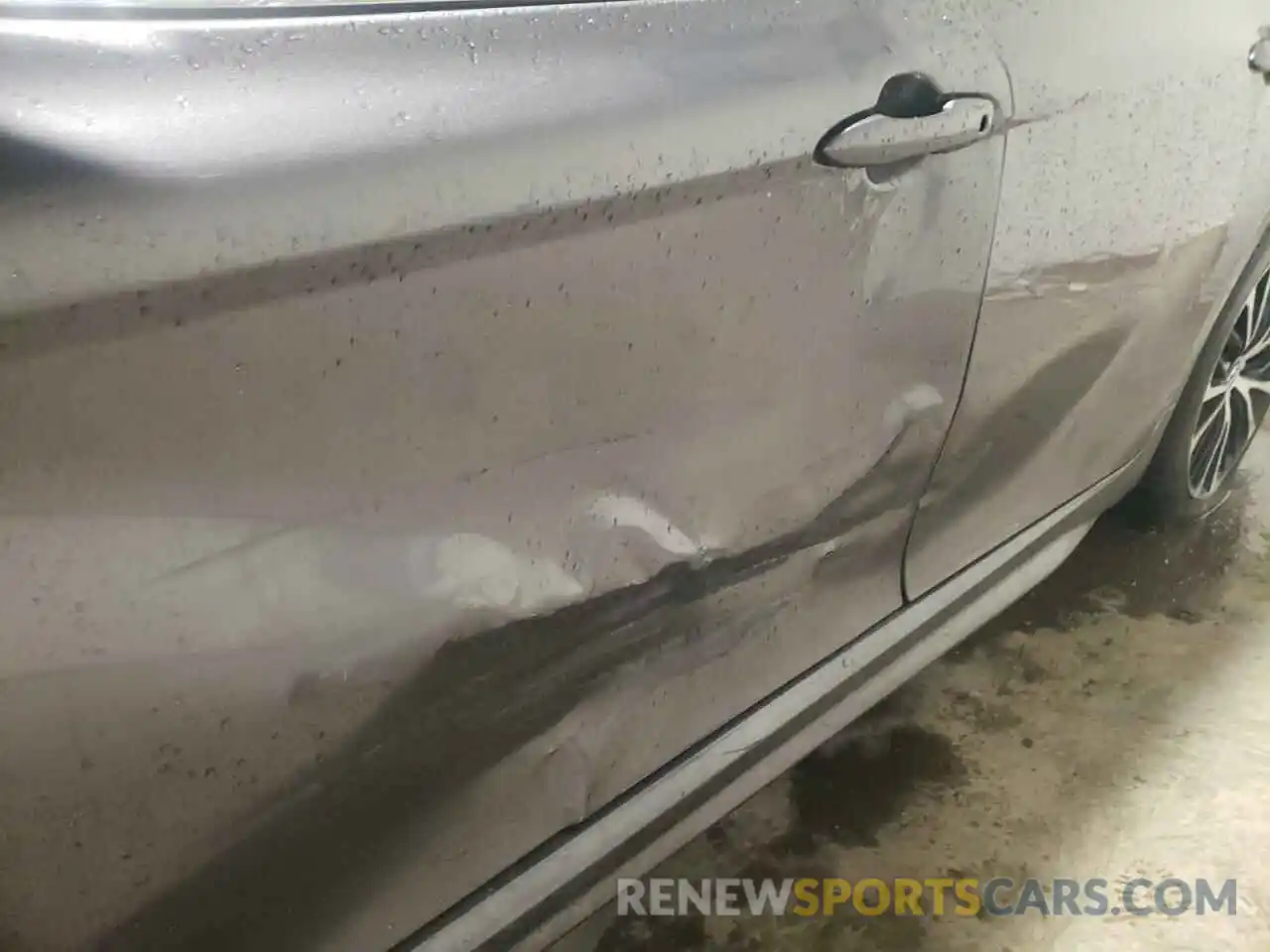 9 Photograph of a damaged car 4T1B11HK9KU244500 TOYOTA CAMRY 2019