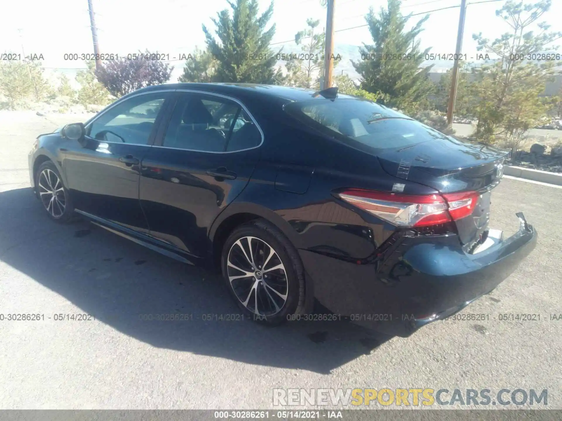 3 Photograph of a damaged car 4T1B11HK9KU244688 TOYOTA CAMRY 2019