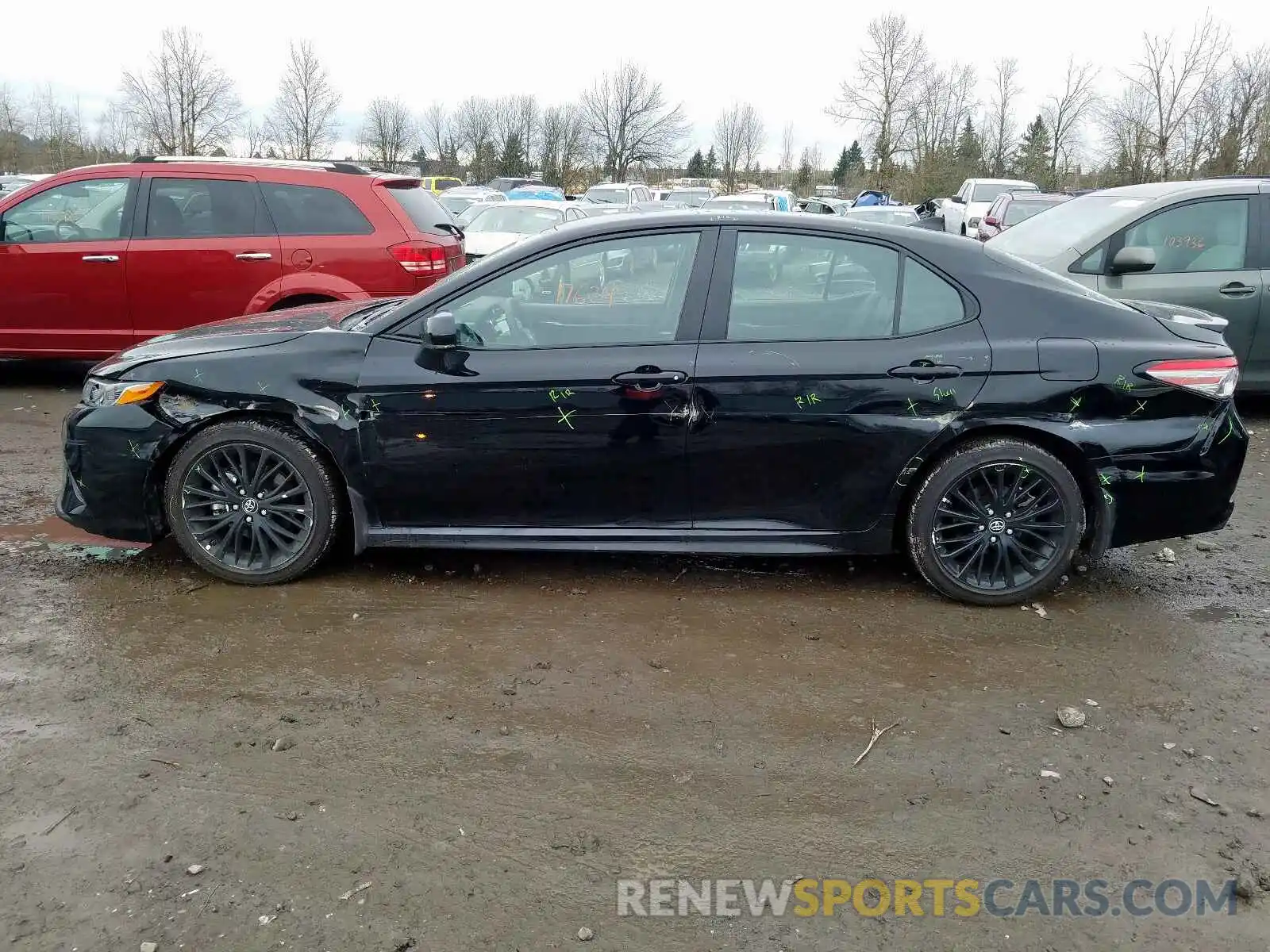 9 Photograph of a damaged car 4T1B11HK9KU246330 TOYOTA CAMRY 2019