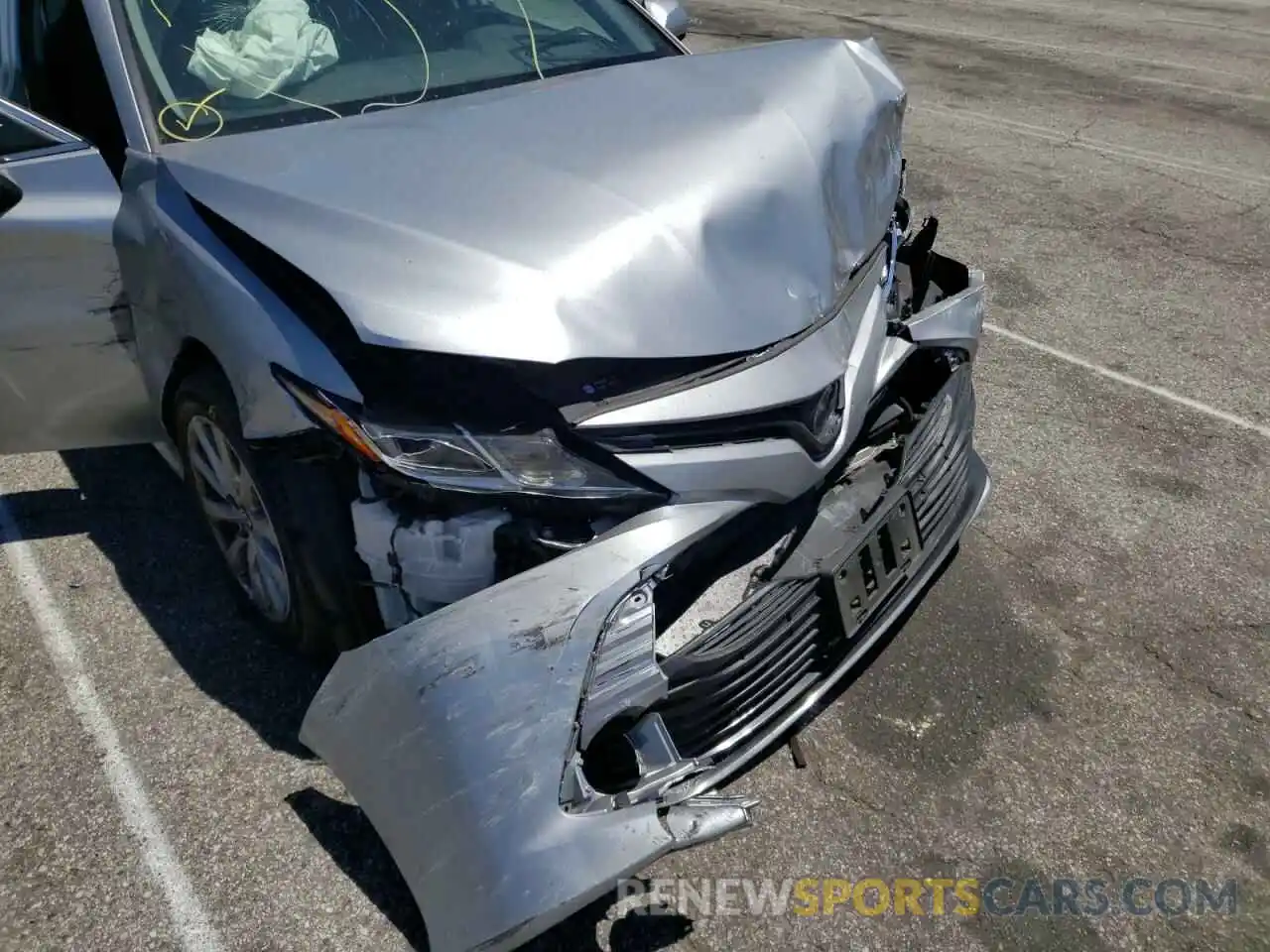 9 Photograph of a damaged car 4T1B11HK9KU247302 TOYOTA CAMRY 2019