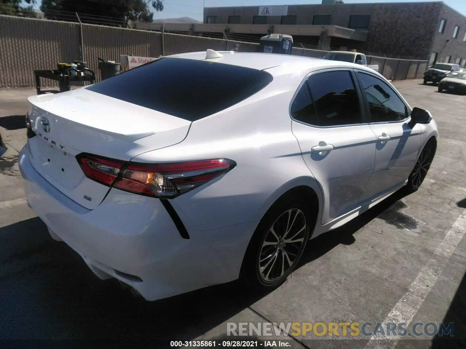 4 Photograph of a damaged car 4T1B11HK9KU248045 TOYOTA CAMRY 2019