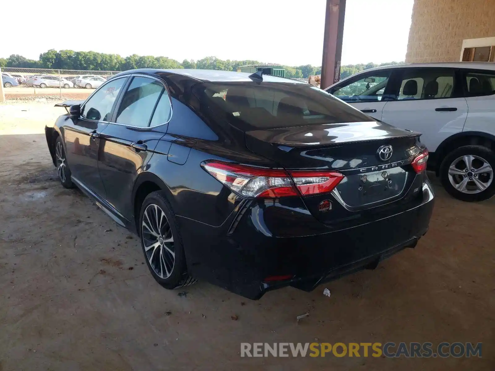 3 Photograph of a damaged car 4T1B11HK9KU248417 TOYOTA CAMRY 2019