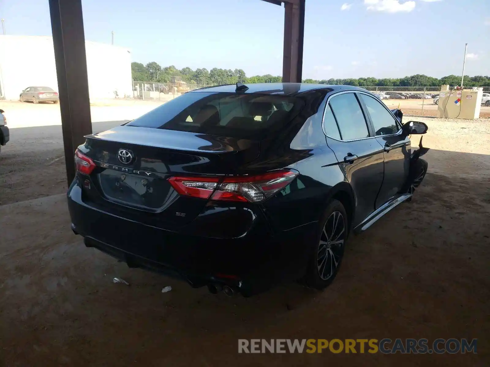 4 Photograph of a damaged car 4T1B11HK9KU248417 TOYOTA CAMRY 2019