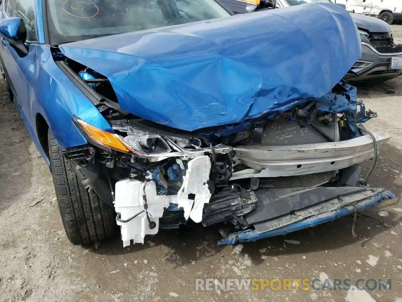 9 Photograph of a damaged car 4T1B11HK9KU249003 TOYOTA CAMRY 2019