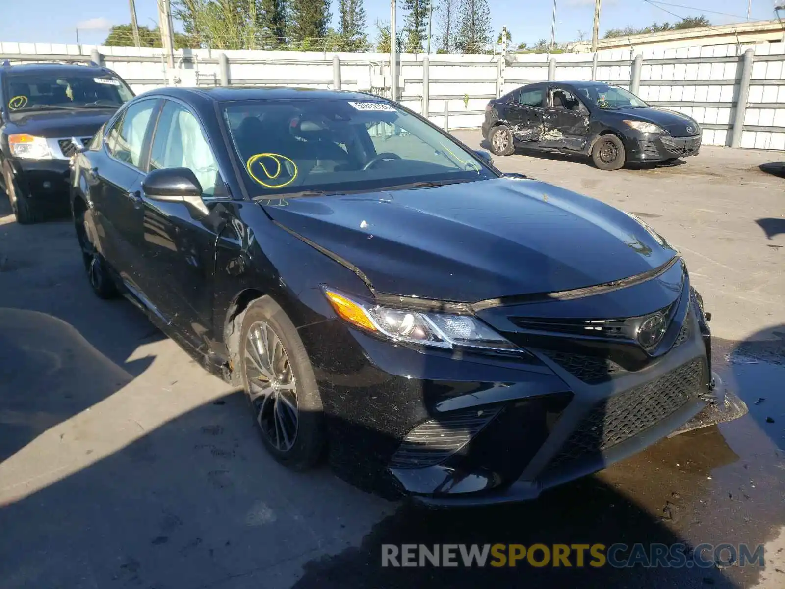 1 Photograph of a damaged car 4T1B11HK9KU249034 TOYOTA CAMRY 2019