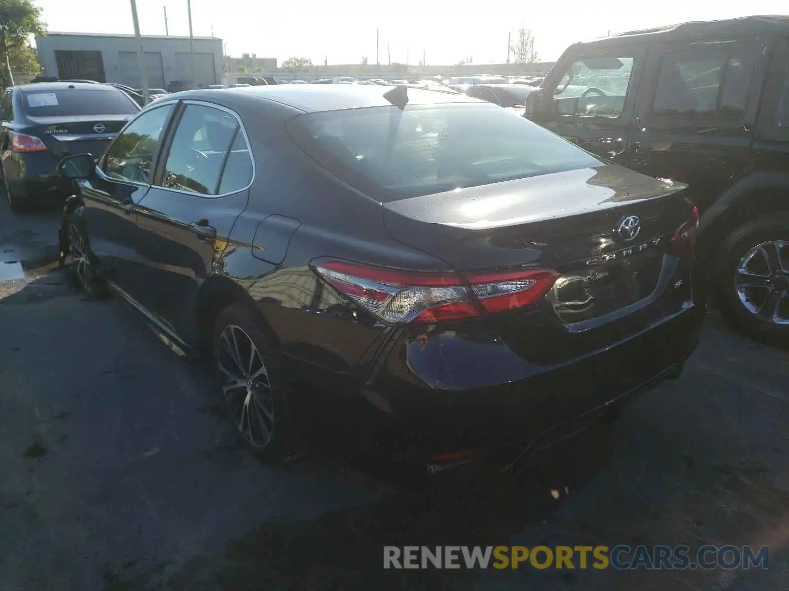 3 Photograph of a damaged car 4T1B11HK9KU249034 TOYOTA CAMRY 2019