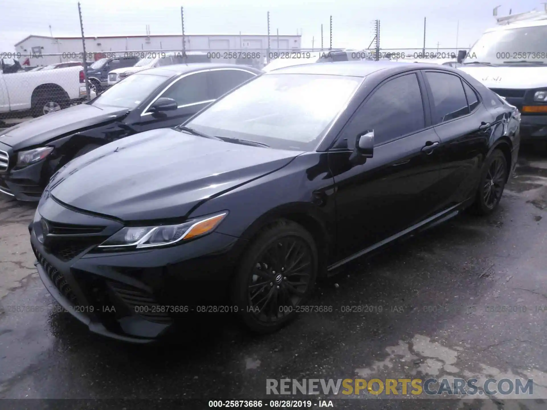 2 Photograph of a damaged car 4T1B11HK9KU251088 TOYOTA CAMRY 2019