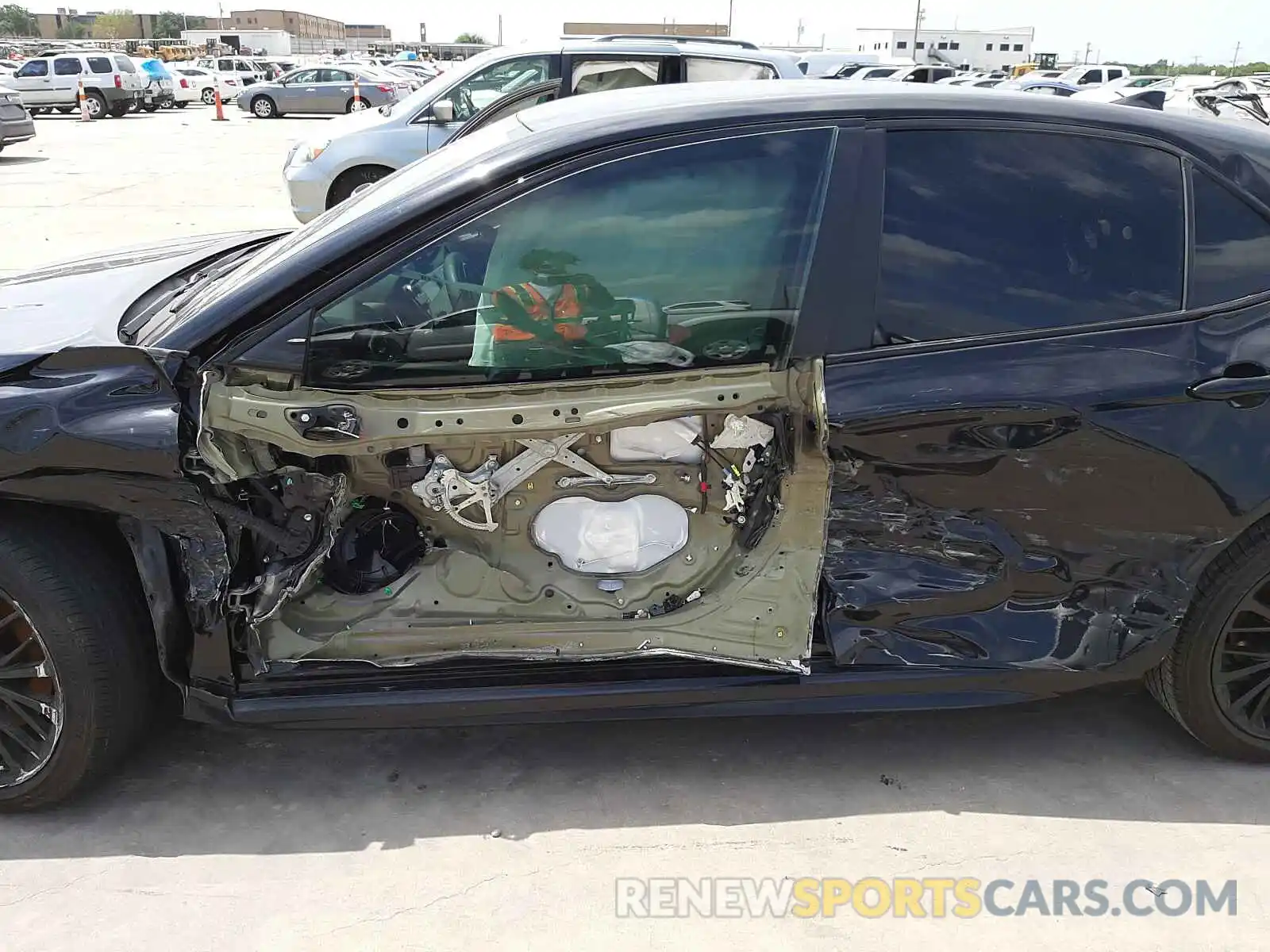 10 Photograph of a damaged car 4T1B11HK9KU251639 TOYOTA CAMRY 2019