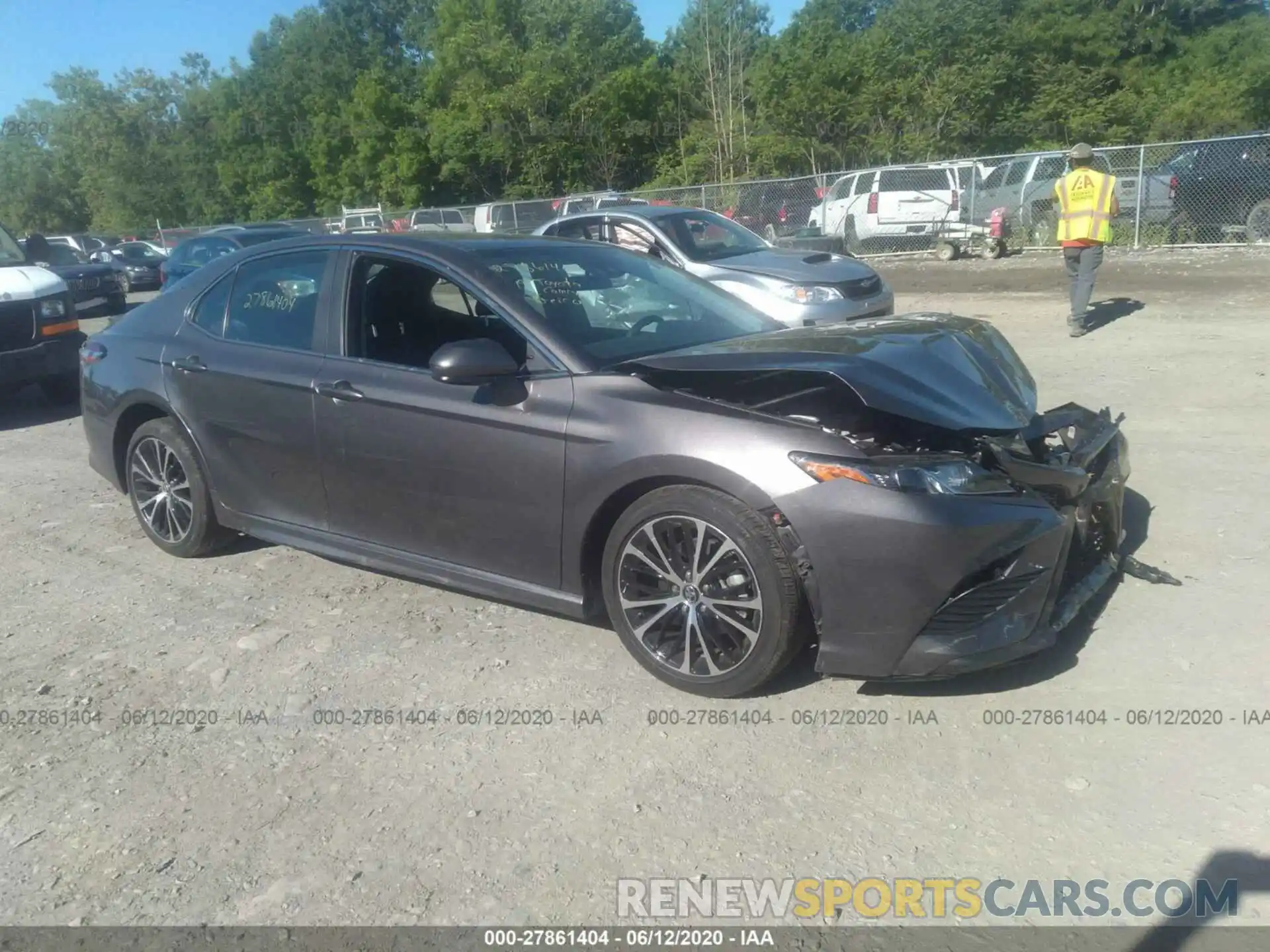 1 Photograph of a damaged car 4T1B11HK9KU252211 TOYOTA CAMRY 2019