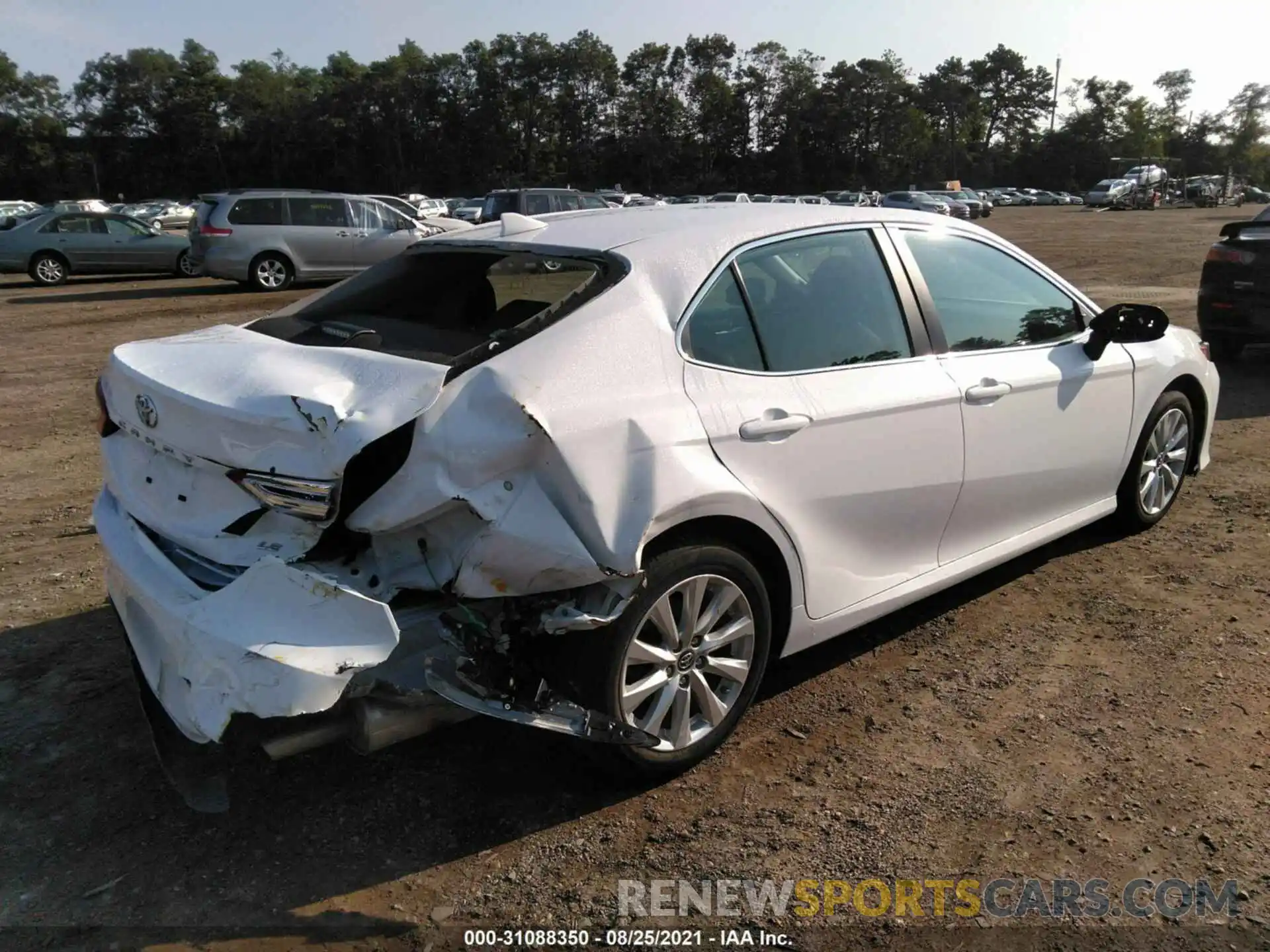 4 Photograph of a damaged car 4T1B11HK9KU252676 TOYOTA CAMRY 2019