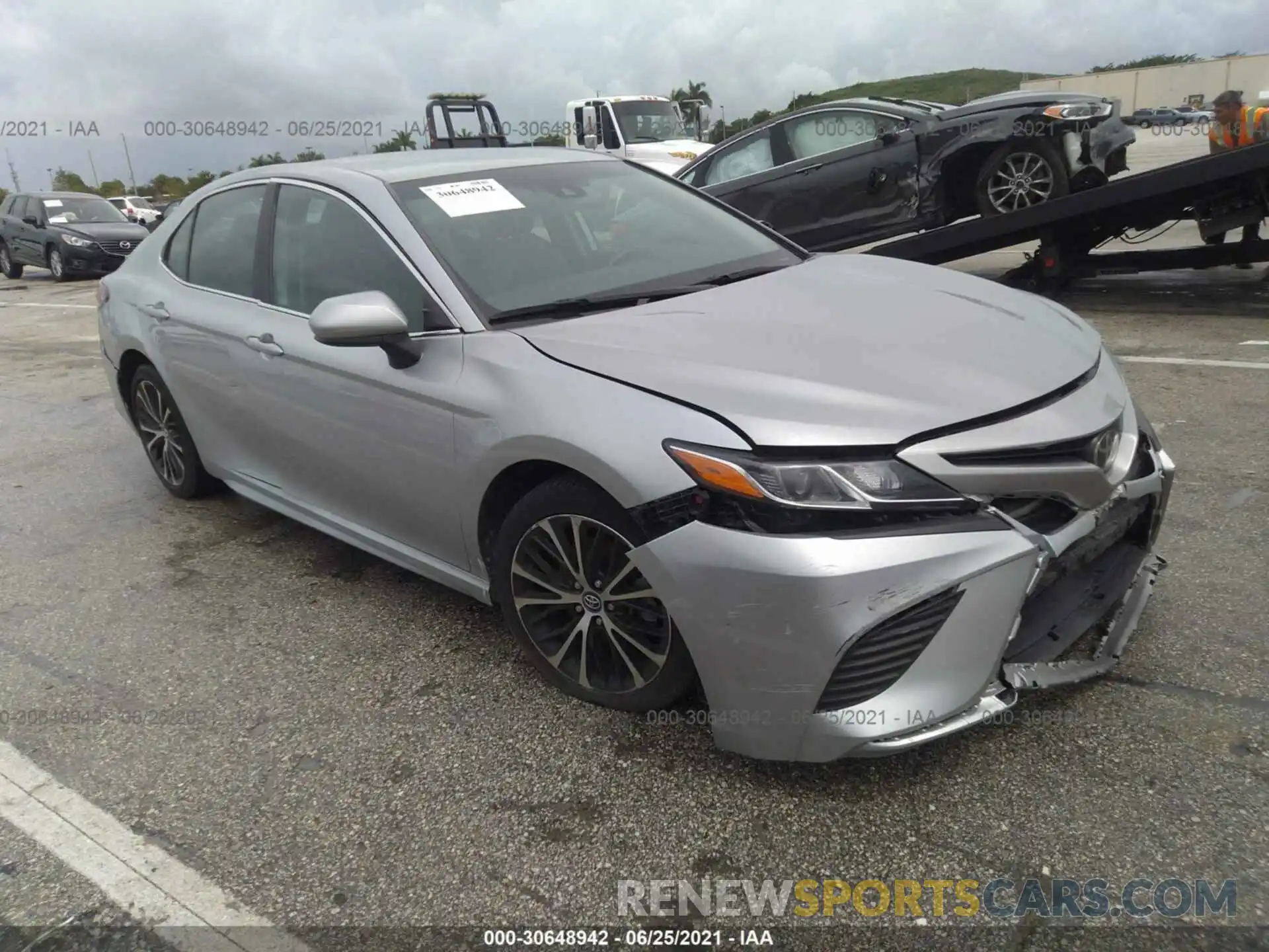 1 Photograph of a damaged car 4T1B11HK9KU253875 TOYOTA CAMRY 2019