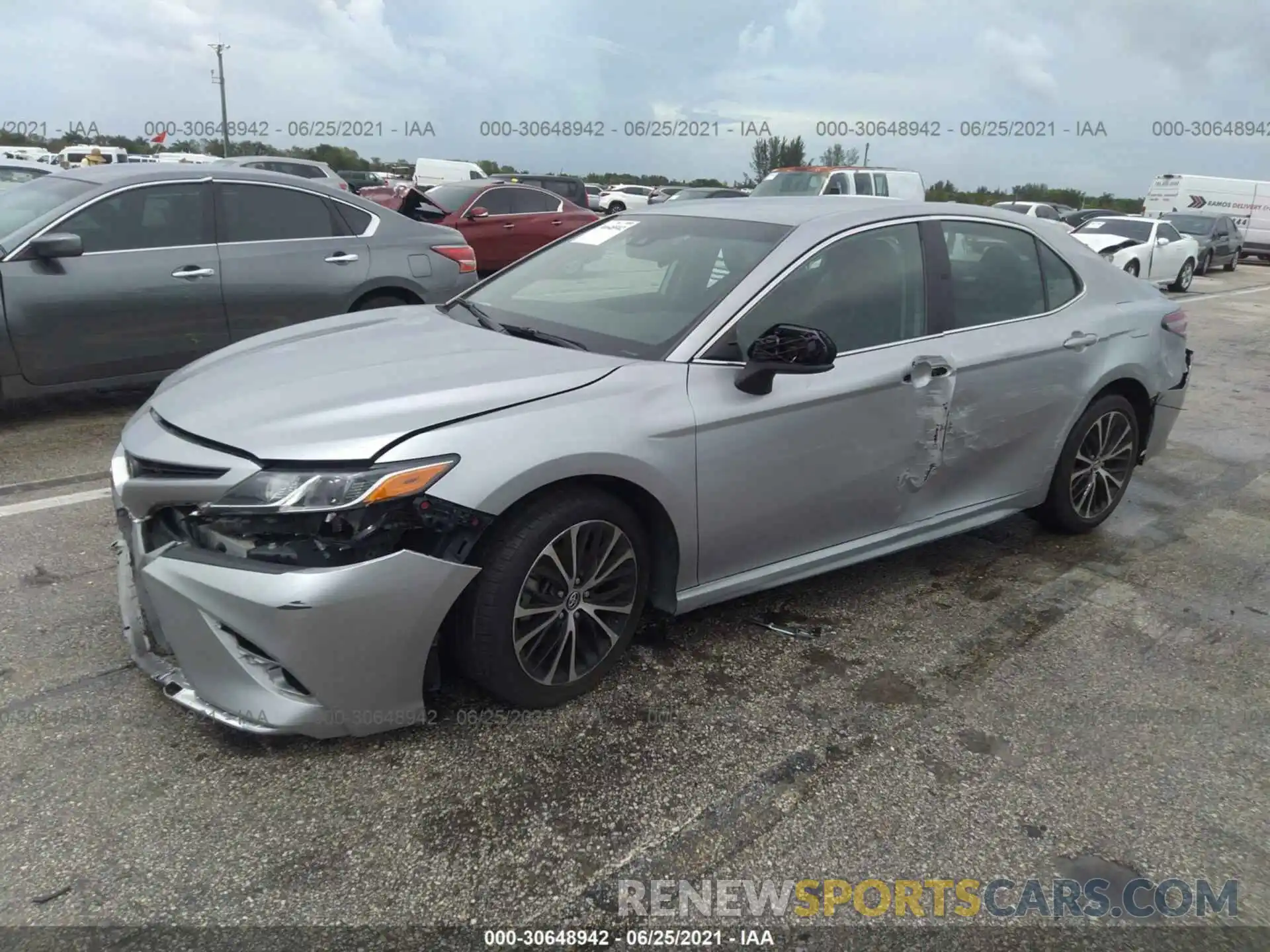 2 Photograph of a damaged car 4T1B11HK9KU253875 TOYOTA CAMRY 2019