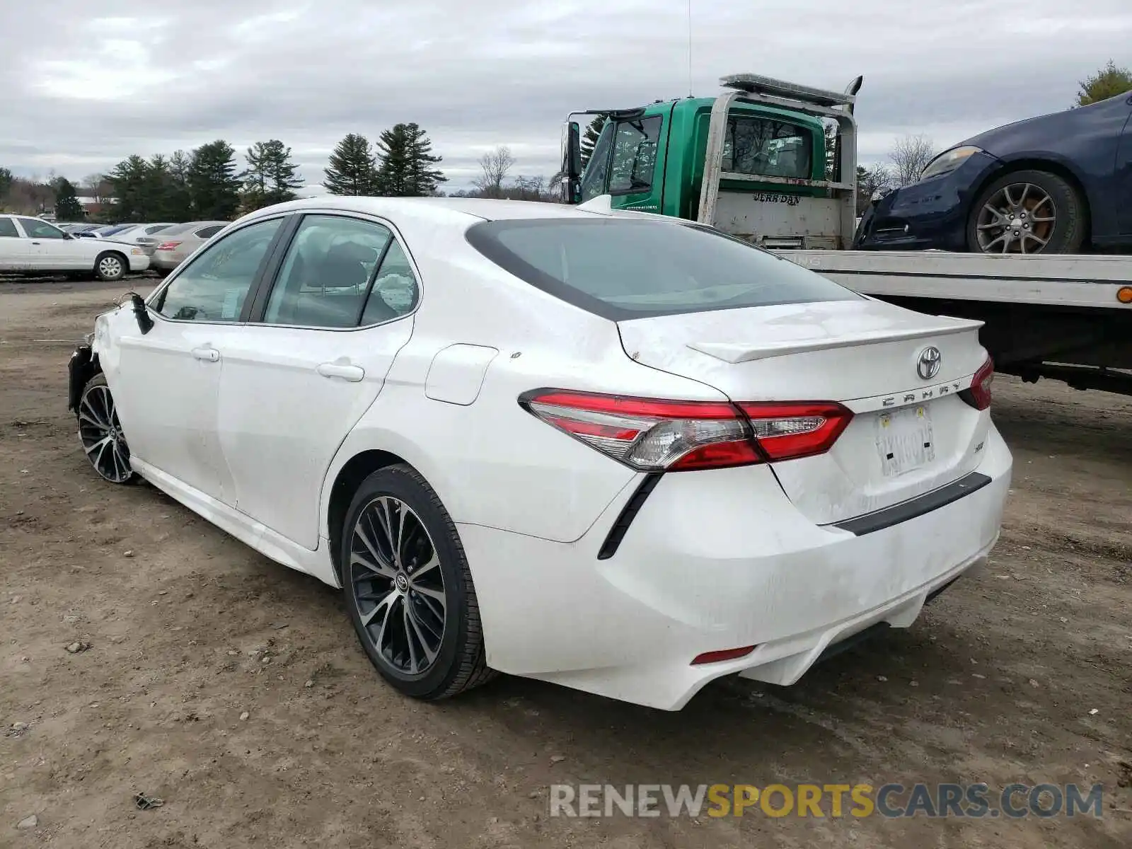 3 Photograph of a damaged car 4T1B11HK9KU253973 TOYOTA CAMRY 2019