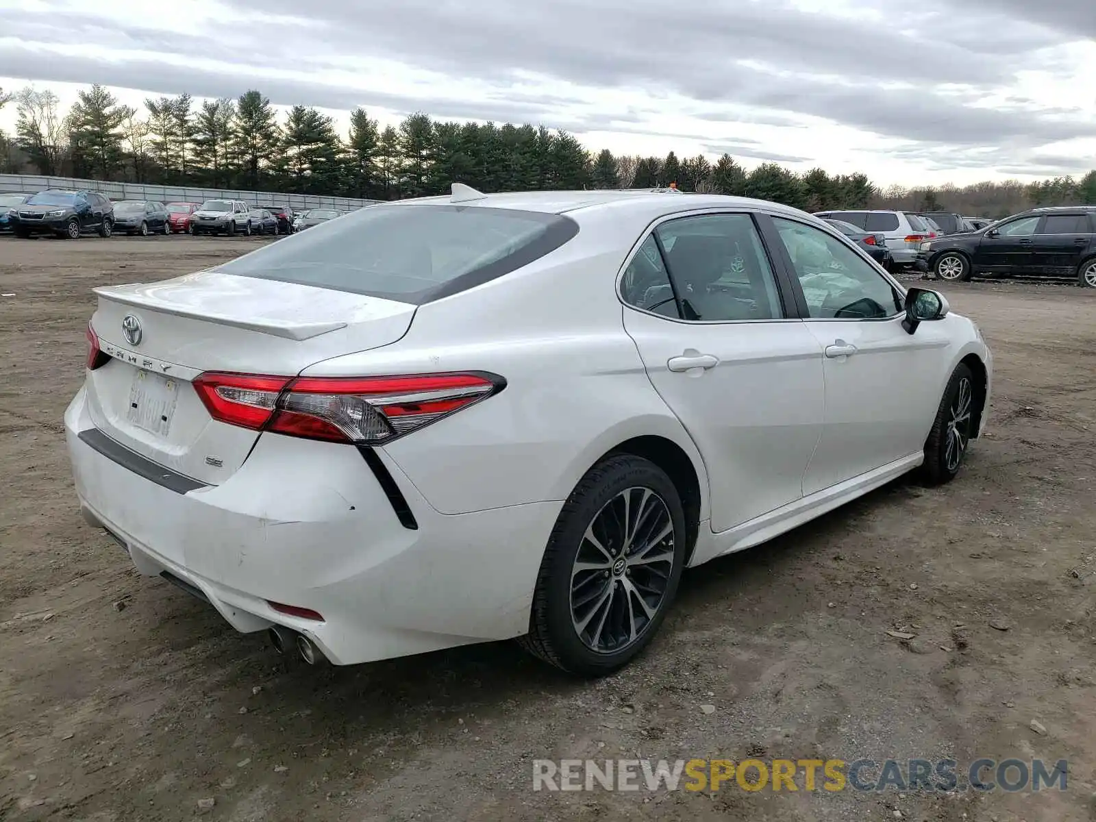 4 Фотография поврежденного автомобиля 4T1B11HK9KU253973 TOYOTA CAMRY 2019