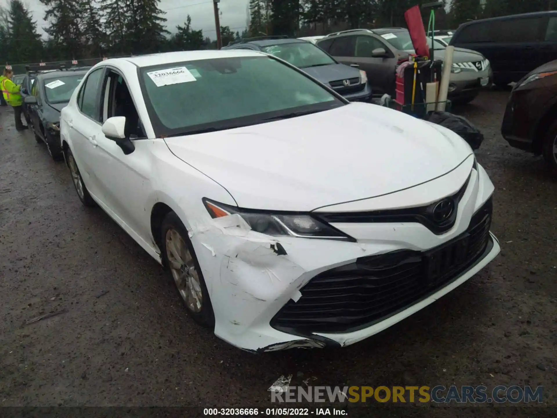 1 Photograph of a damaged car 4T1B11HK9KU254329 TOYOTA CAMRY 2019