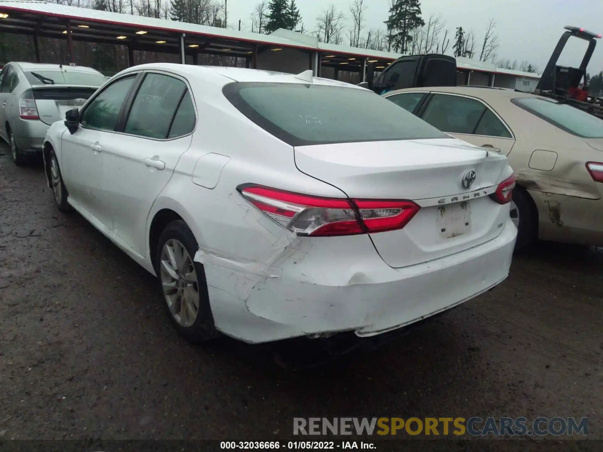 3 Photograph of a damaged car 4T1B11HK9KU254329 TOYOTA CAMRY 2019